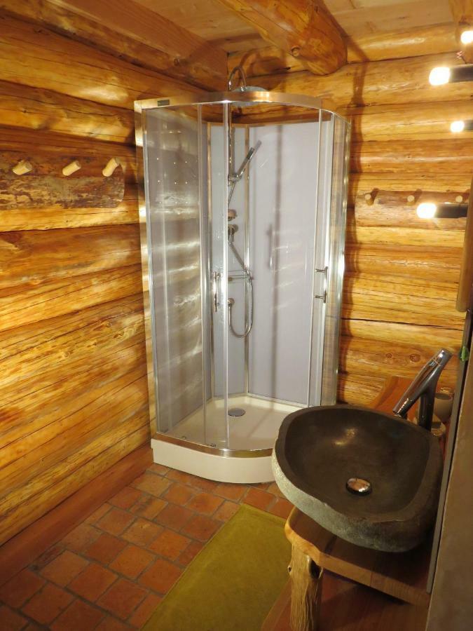 La Cabane De Hans Saint-Martial-de-Gimel المظهر الخارجي الصورة