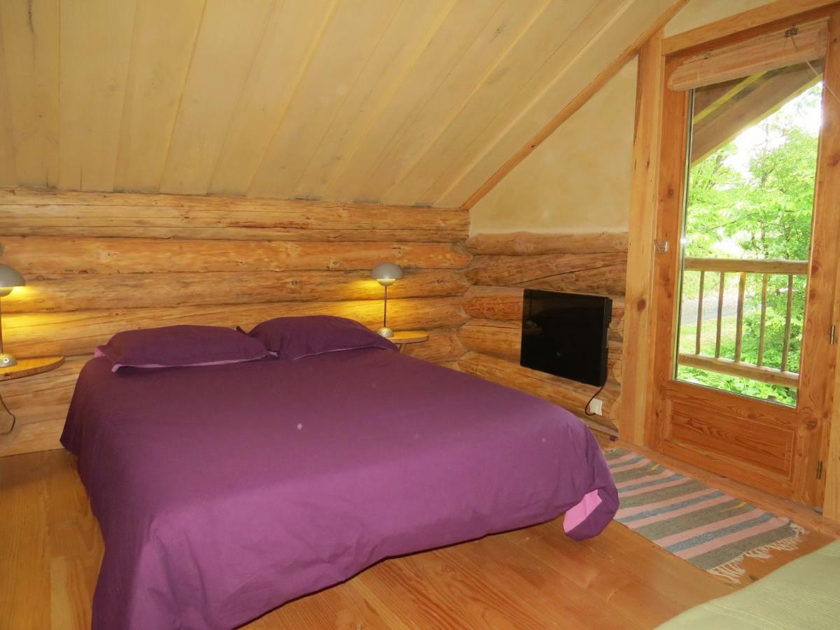 La Cabane De Hans Saint-Martial-de-Gimel المظهر الخارجي الصورة